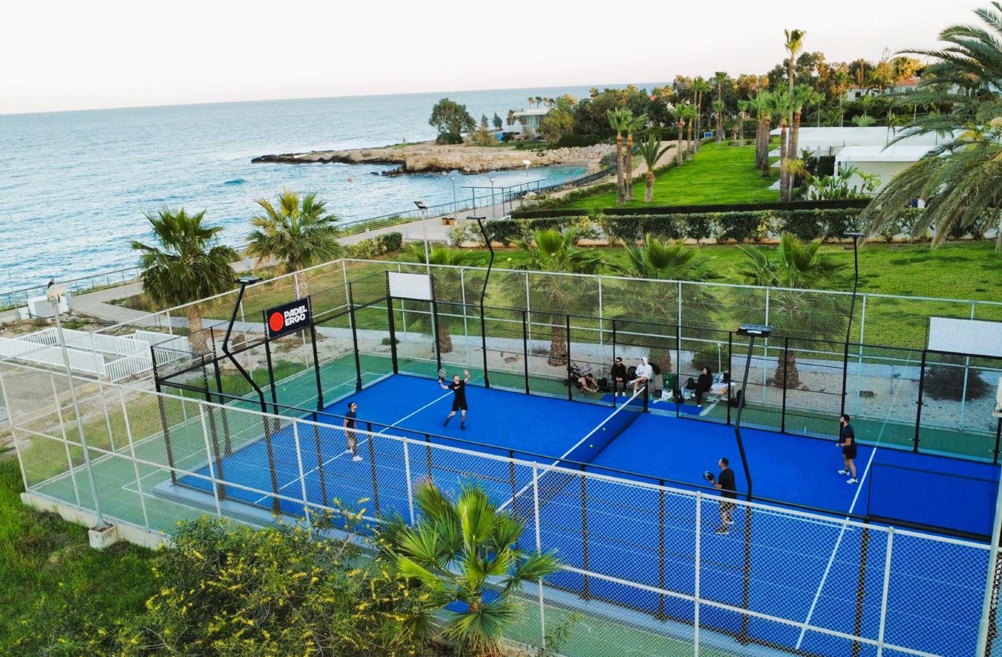Meryl - Coralli Beachfront Apartment Протарас Екстериор снимка